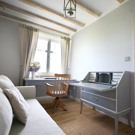 Dom Nad Stawem * Domatowo