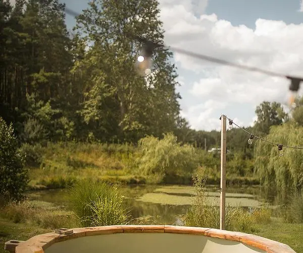 Dom wakacyjny Dom Nad Stawem *