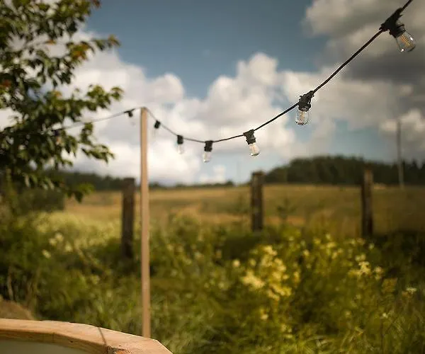 Dom Nad Stawem Dom wakacyjny Domatowo