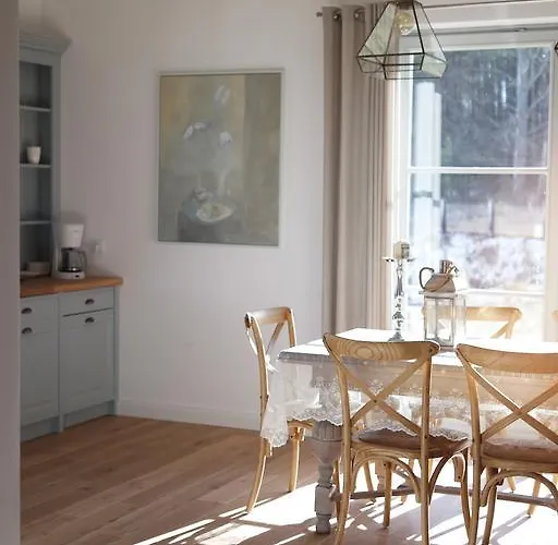 Dom Nad Stawem Dom wakacyjny Domatowo