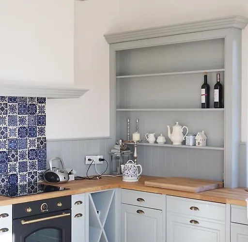 Dom wakacyjny Dom Nad Stawem Domatowo